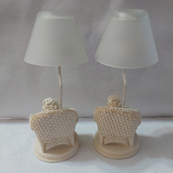 Cherub Resin Wicker Chair Tealight Holder/Lamps - Picture 10 of 15